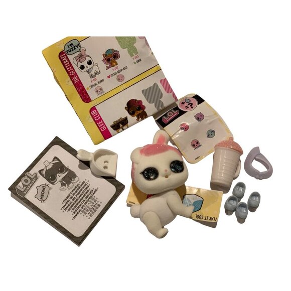 LOL Surprise Pets Series 3 Crystal Bunny Glitterati Club Rare Flocked Toy Gift - Picture 2 of 9